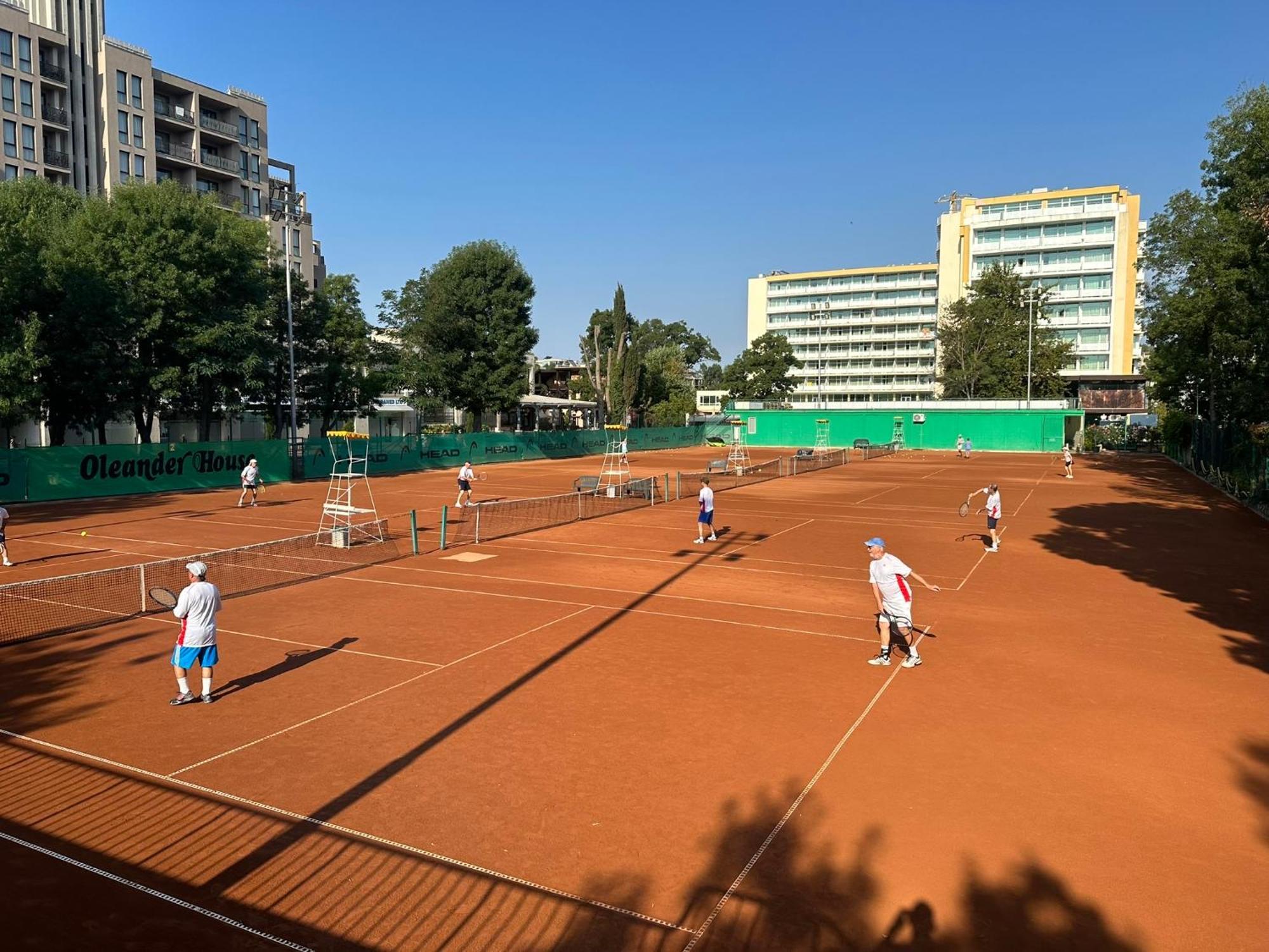 Oleander House And Tennis Club Sunny Beach Eksteriør billede